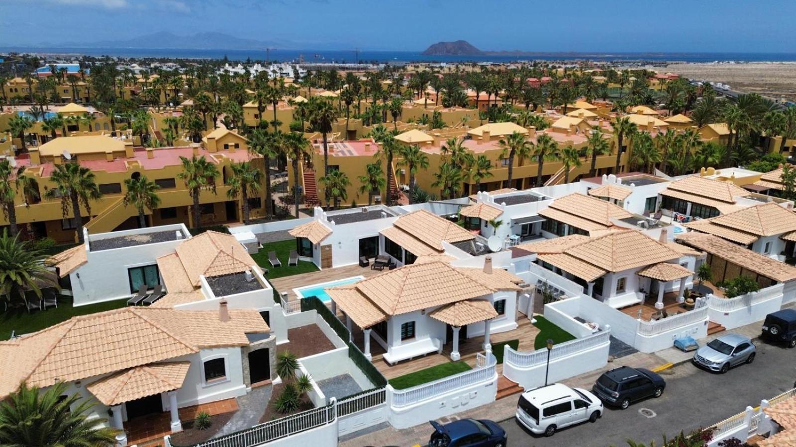 Villa Relax Deluxe Private Pool Corralejo By Holidays Home מראה חיצוני תמונה